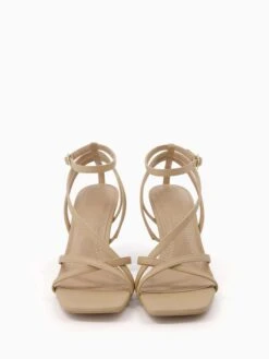 BERSHKA Sandalen Met Hak Sandalen Met Riem Dames Sand -Damesschoenen Winkel 178369a057736bdb3a6ed0c5f13d577b