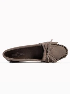 Minnetonka Lage Schoenen Mocassins Kilty Dames Grijs -Damesschoenen Winkel 59e296ce2c9d5b7ab5679b1f49f676d9